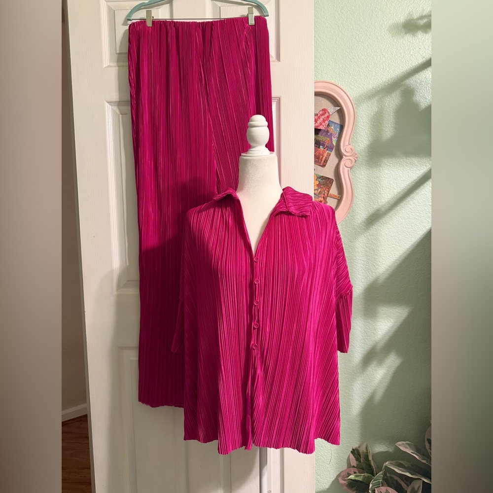 Vibrant Pink Pleated Matching Loungewear Set